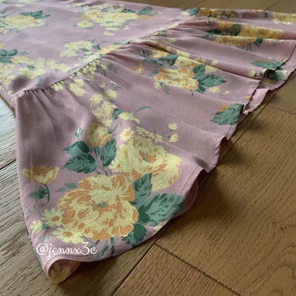 Reformation Nikita Dress || Gwenyth - Picture 14 of 16